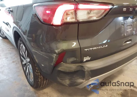 2020 Ford Escape Titanium из США, поврежденный, VIN 1FMCU9DZ6LUA60291